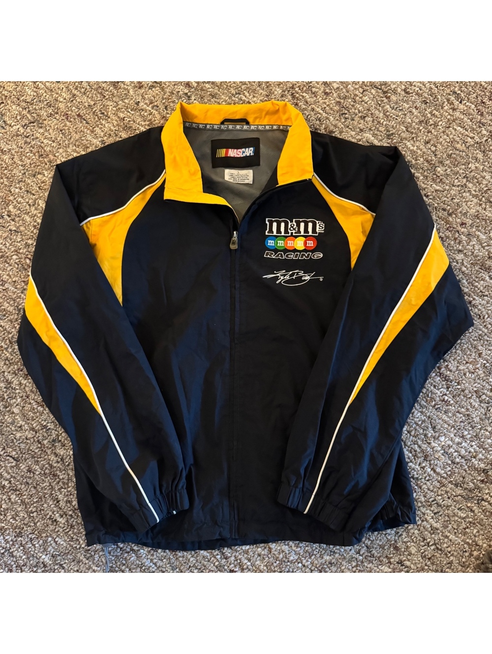 Nascar M&M's Racing Kyle Busch #18 Full-Zip Jacket Yellow (Large)